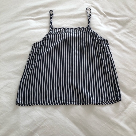 ⭐️2/$20⭐️ H&M Divided navy and white striped tank top - Picture 2 of 5